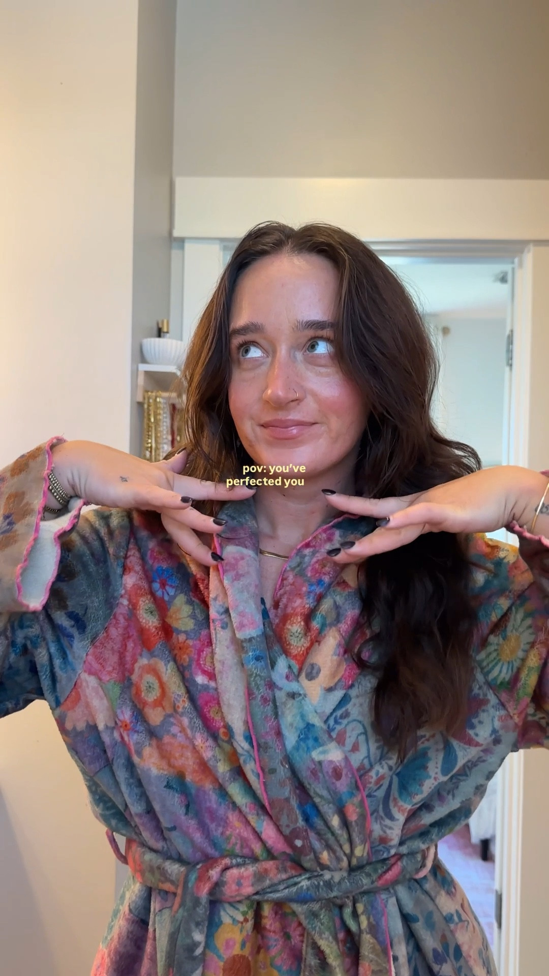 5 minute makeup routine !! 

#LTKBeauty #LTKFindsUnder50 #LTKSaleAlert