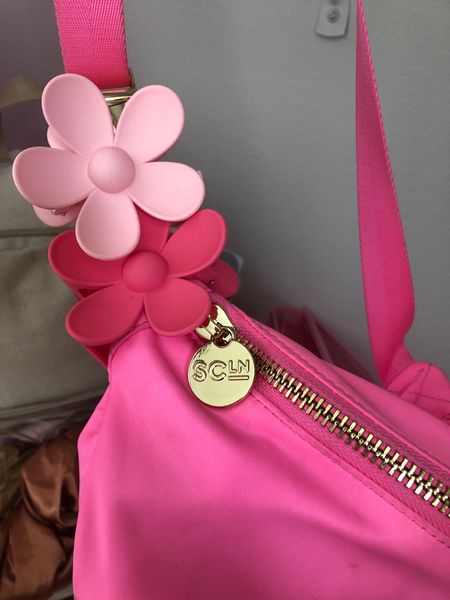 My latest addiction, adding flower clips to every bag I own 🌸💗

#LTKstyletip #LTKitbag #LTKBacktoSchool