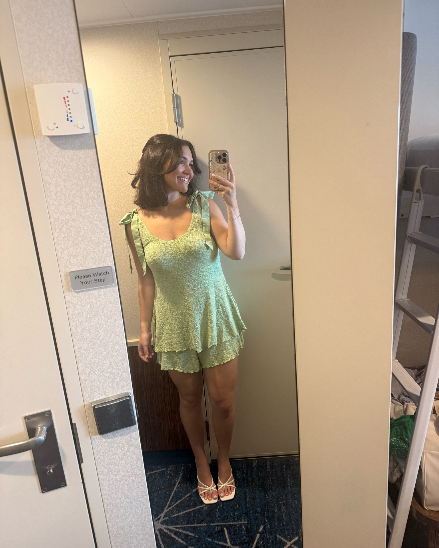 This is sooo comfy and 50% off!! Love this color!! wearing a small

#LTKootd