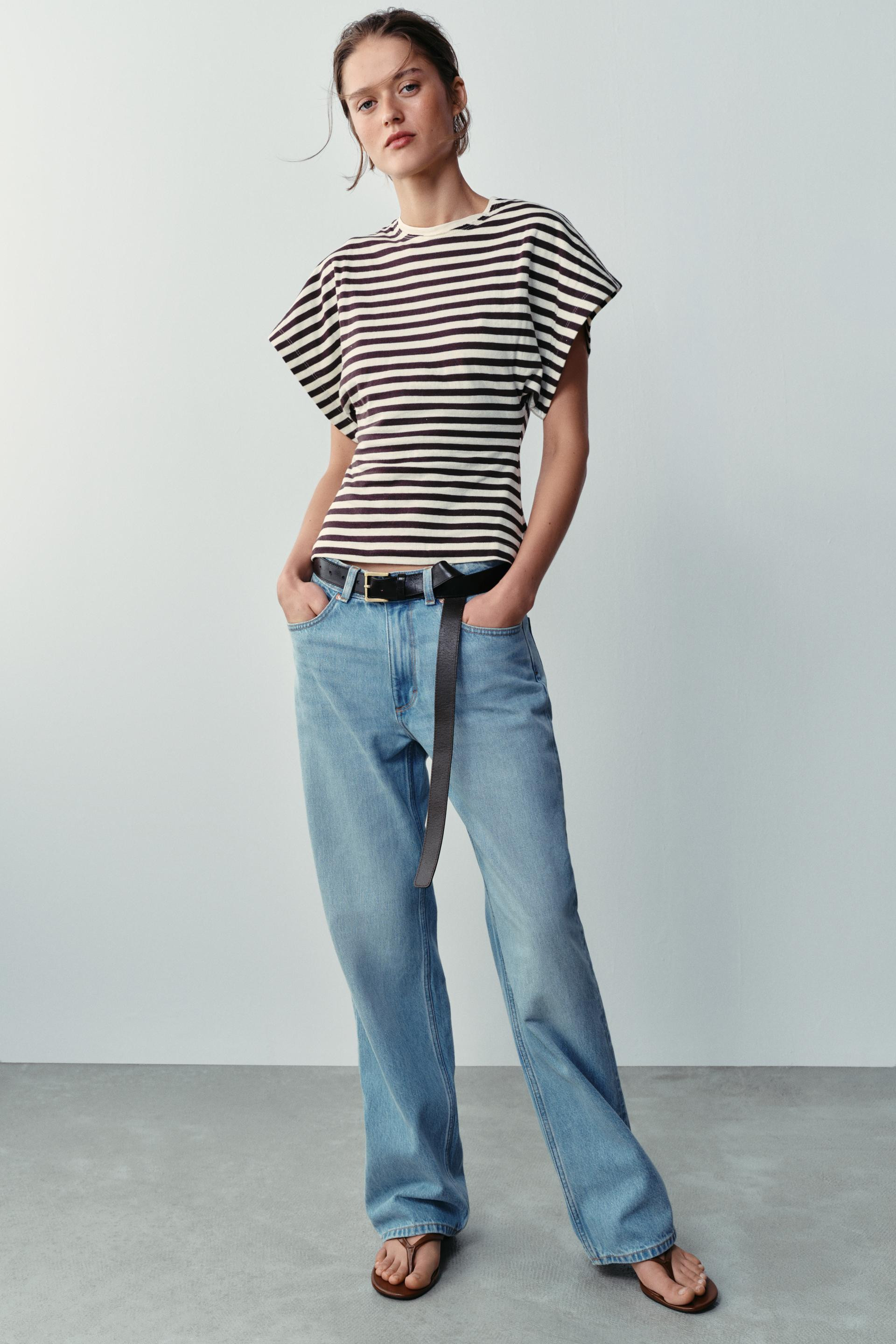 Zara - Oversize Long Sleeve T-Shirt - Women - White - Women | Zara US