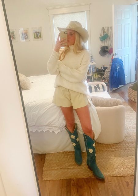 My most cozy cream sweater- the perfect oversized fit! Boots are from Fraulein Boot Company!#LTKFestival

#LTKstyletip #LTKSeasonal