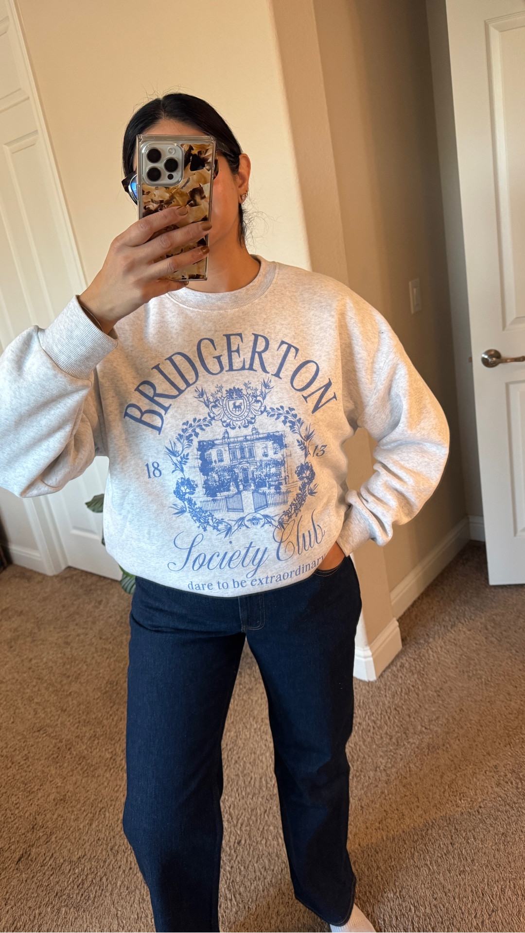 Working from home today and sporting my new Bridgerton sweatshirt. Can’t believe it’s $25 and such great quality. It’s the perfect graphic sweatshirt for spring style and for Bridgerton fans! 

I’ve paired with a dark wash jeans from Abercrombie that are on sale. 

Wearing a medium in sweatshirt
Wearing a size 30 regular in jeans

#bridgerton #casualoutfit #jeans #abercrombieandfitch #target

#LTKootd #LTKMidsize #LTKstorytime