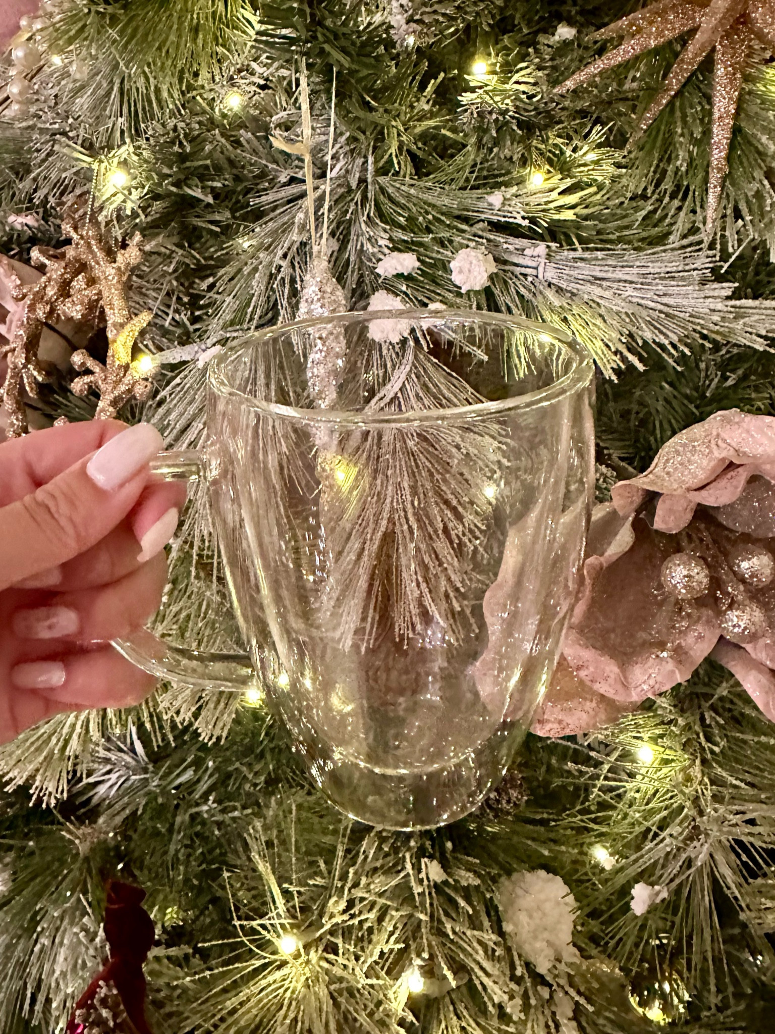 Last minute gift 🎁 idea 


#LTKSeasonal #LTKGiftGuide #LTKHoliday