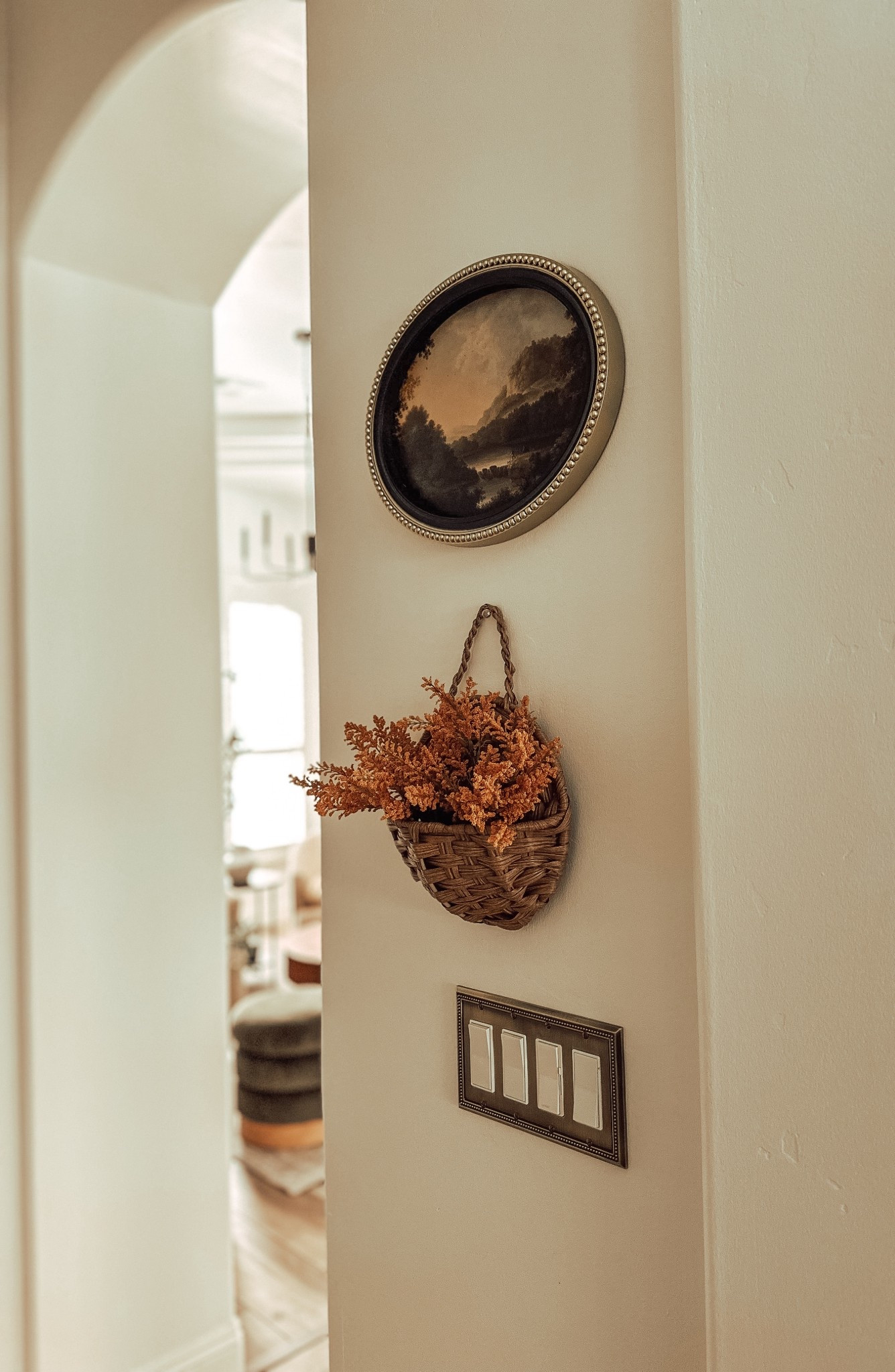 Small Wall upgrade 🧡

#LTKHome #LTKStyleTip #LTKSeasonal