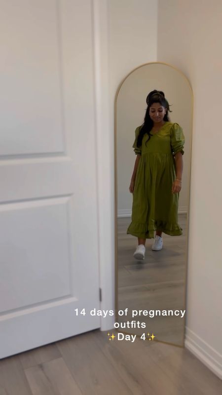 A comfy green dress perfect for the upcoming fall weather! Original dress is old from Zara but I linked similar ideas on this post! 

#LTKbump #LTKstyletip #LTKfindsunder100