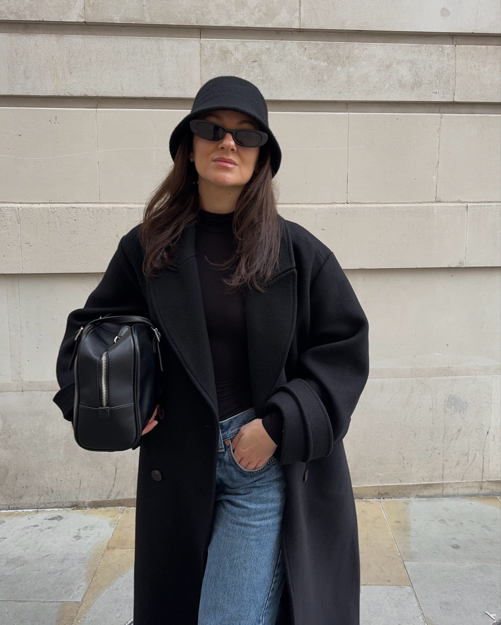 Simple chic outfit 🖤 

#LTKeurope #LTKwinter #LTKuk