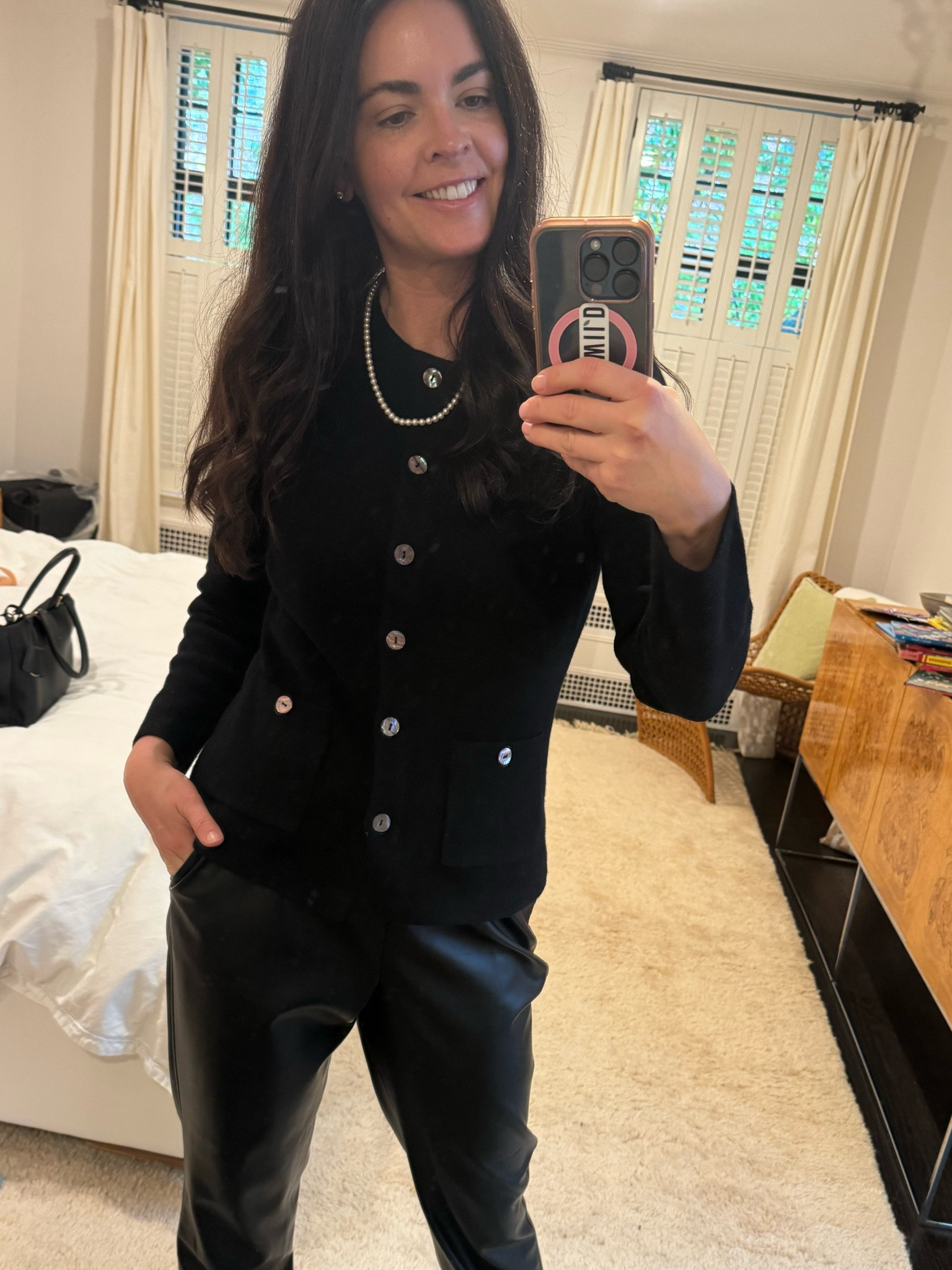 Thanksgiving calls for comfy! Love this sweater bc it’s cozy and chic, and most importantly, it’s machine-washable cashmere!!! 

#LTKHoliday #LTKCyberWeek #LTKSaleAlert