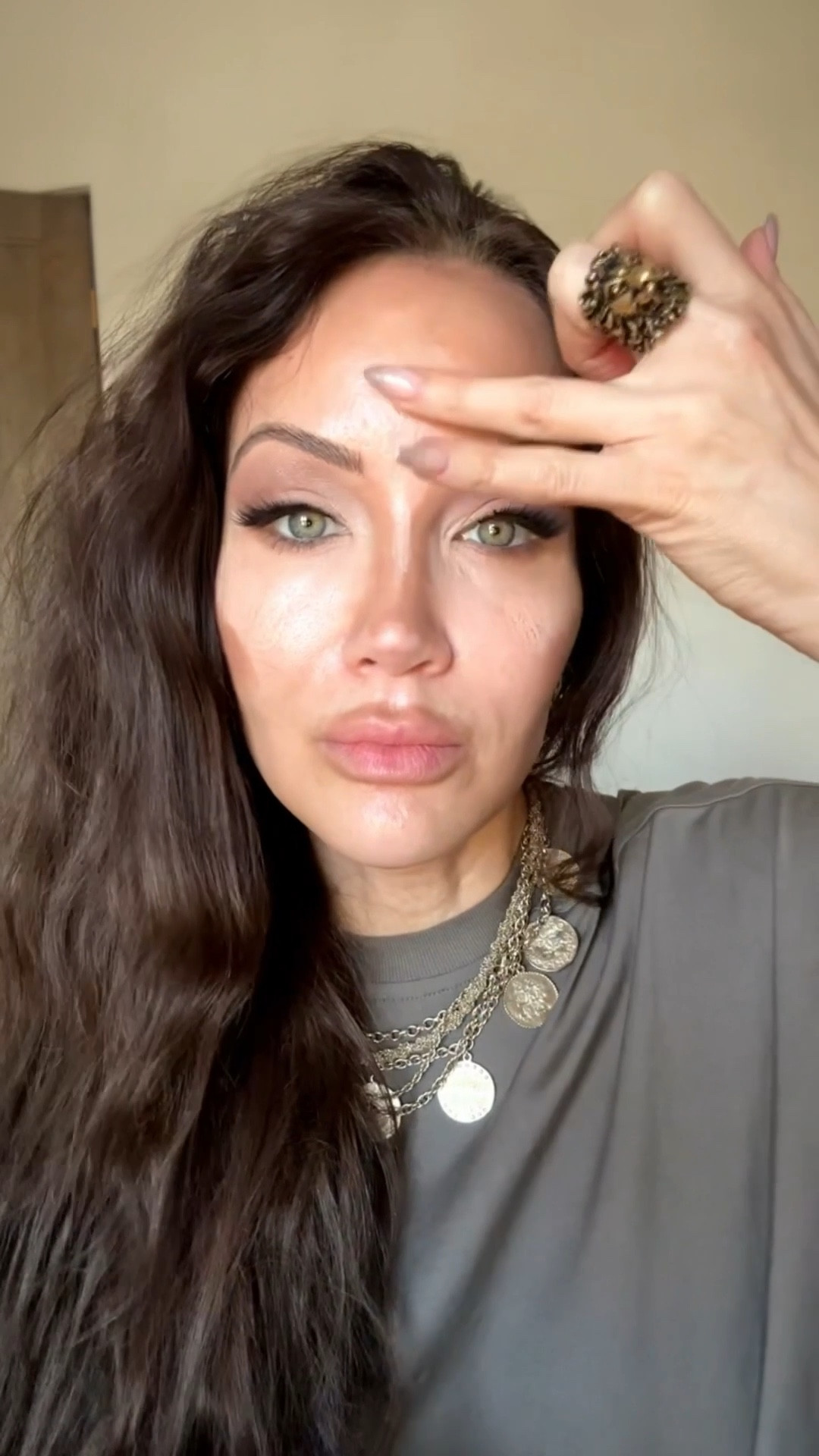 Makeup buys that I would 100% buy again!

▫️ @patrickta Eyeshadow Palette (Light)
▫️ @mariaphillips Underpainting Palette (Light)
▫️ @hourglasscosmetics Ambient Bronzer (Nude Bronze Light)
▫️ @charlottetilbury Blush (Matte Pillow Talk) + Pretty Glow Blush Stick
▫️ @charlottetilbury Lip Liner (Iconic Nude) + Lipstick (Pillow Talk Fair)
▫️ @anastasiabeverlyhills Gloss (Candy)
▫️ @patmcgrathreal Setting Spray
▫️ @iconiclondon Glow Drops (Original)
▫️ @rhode Peptide Serum

#LTKGiftGuide #LTKBeauty