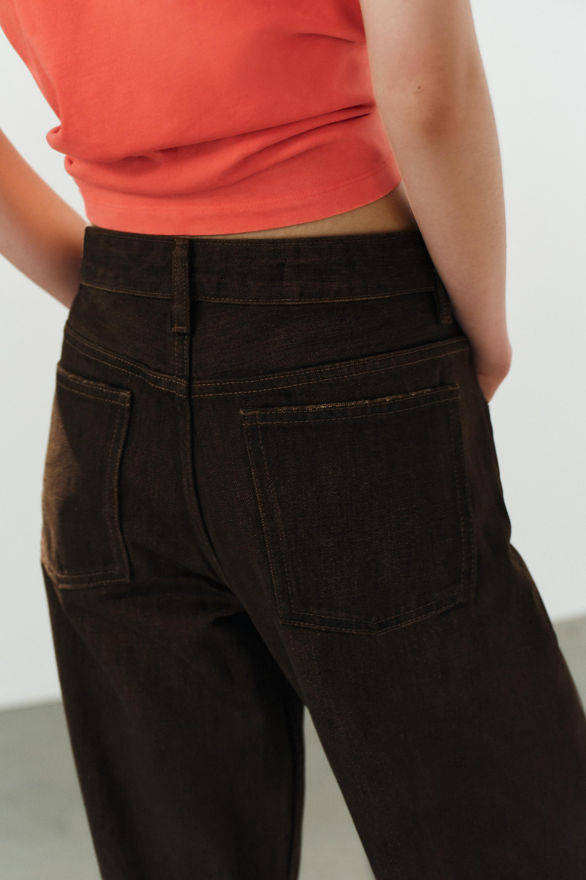 LOW-RISE - FOLDEDLow-rise jeans with belt loops and a five-pocket design. Featuring turn-up hems,... | Zara UK