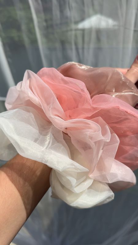 amazon oversized scrunchies Comes in a pack of 12.

Colors may varie

#LTKsummer #LTKfestival #LTKstyletip