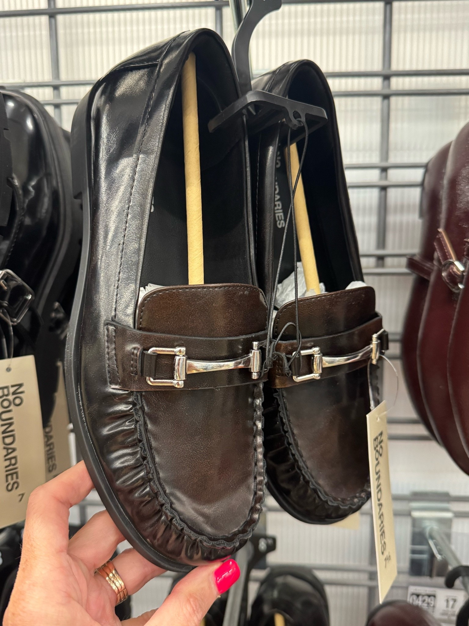 Walmart✨ No Boundaries Women's Faux Leather Loafers

#LTKootd #LTKTravel #LTKSeasonal