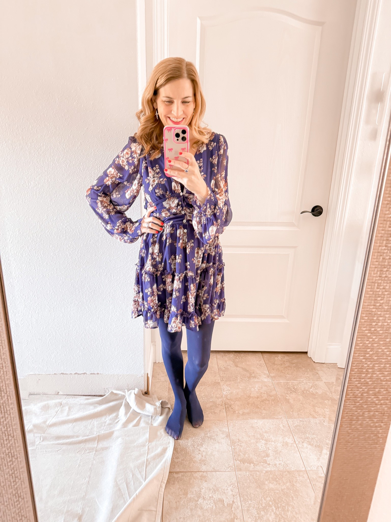 Floral long sleeve dress 
I’m wearing a size small

#LTKStyleTip #LTKOver40 #LTKFindsUnder50