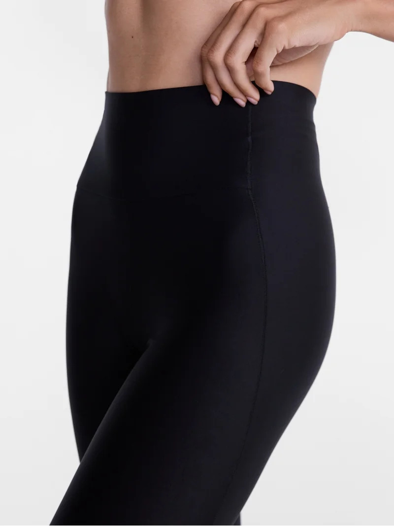Avia Women's and Women's Plus Shine Leggings, 27" Inseam, Sizes XS-4X | Walmart (US)