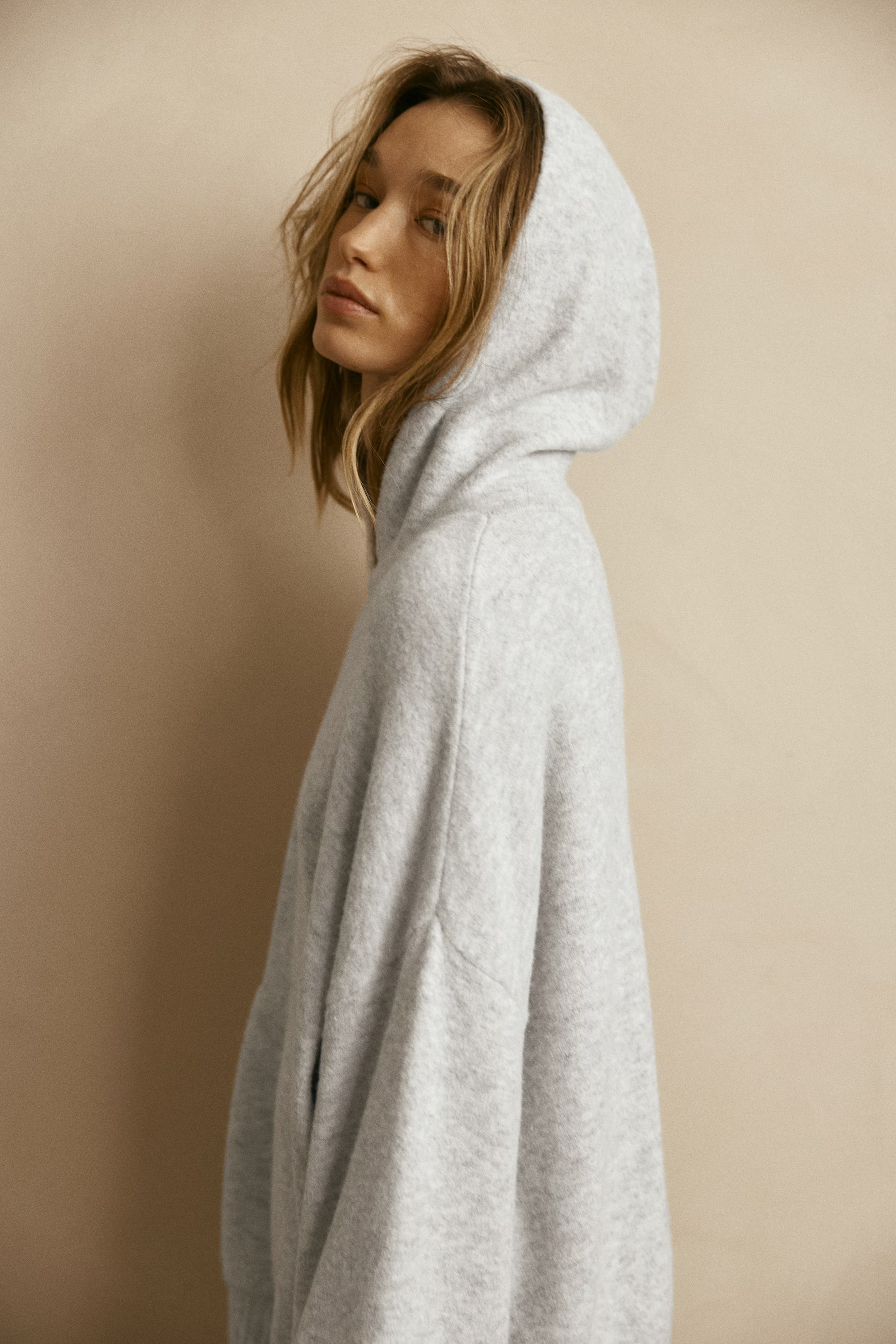 Knitted hoodie | H&M (UK, MY, IN, SG, PH, TW, HK)