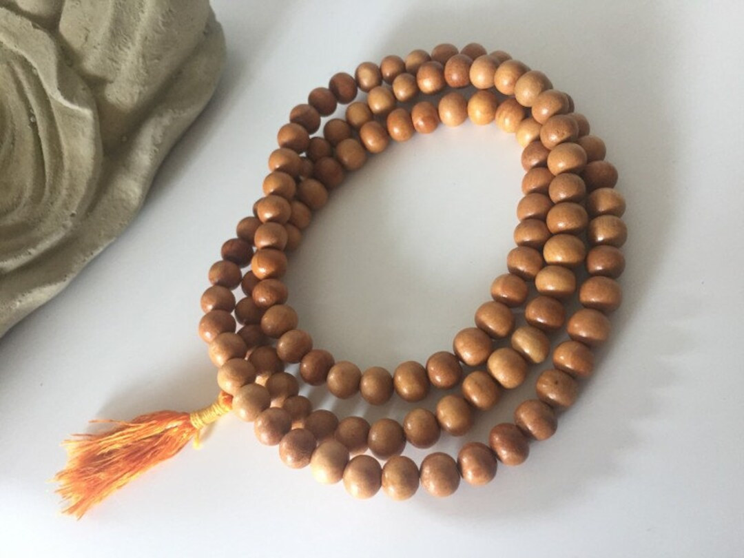 108 bead Tibetan Sandalwood mala | Etsy (UK)