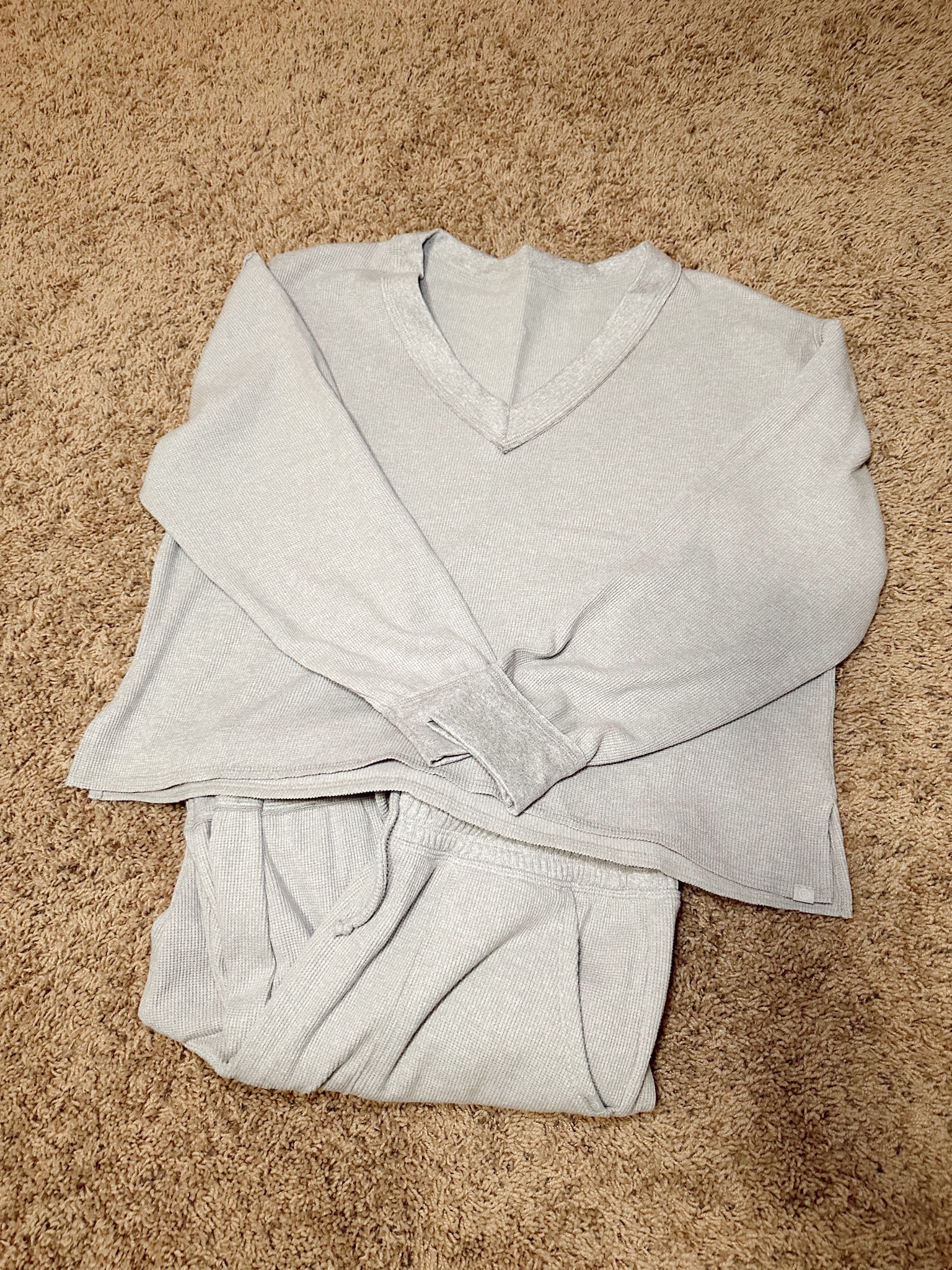 Favorite soft lounge set from Hollister ⭐️

#LTKsalealert #LTKMostLoved #LTKstyletip