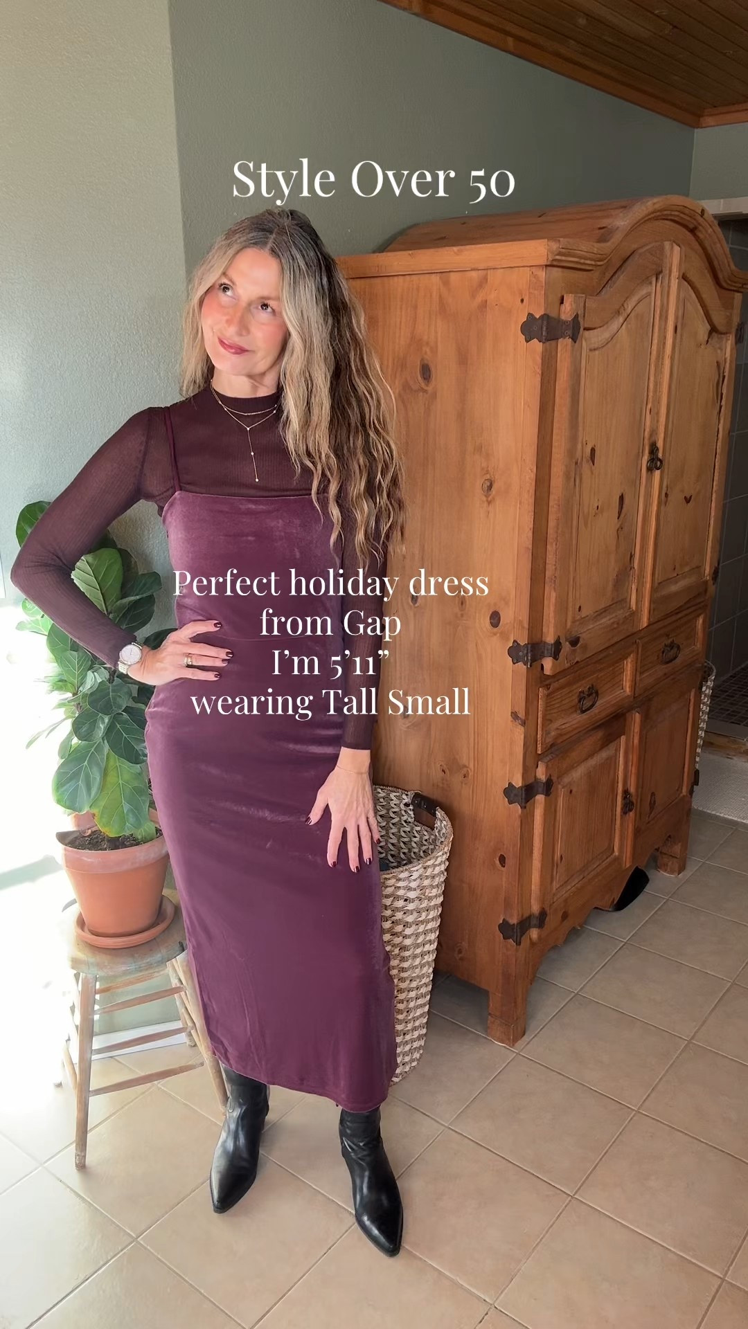 Perfect holiday dress for any occasion .

#LTKHoliday #LTKOver40 #LTKTall