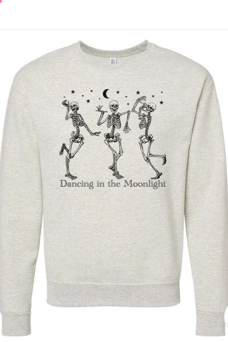 Dancing In The Moonlight 🍂 #unitedmonogram #sweatshirt #halloween

#LTKunder50 #LTKstyletip #LTKSeasonal