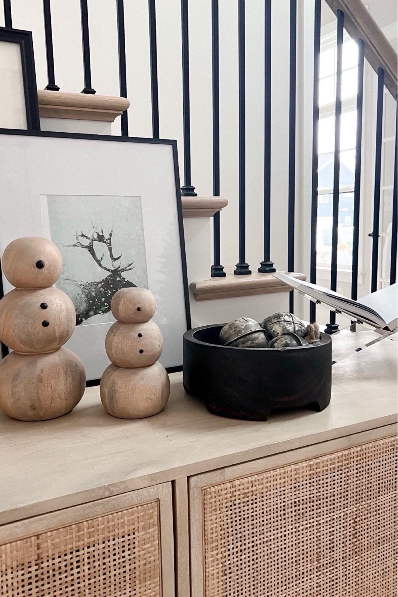 Holiday decor, Christmas decor, neutral holiday decor, snowmen decor, holiday snowman, crate and barrel holiday decor, holiday entryway decor

#LTKFindsUnder50 #LTKHoliday #LTKHome