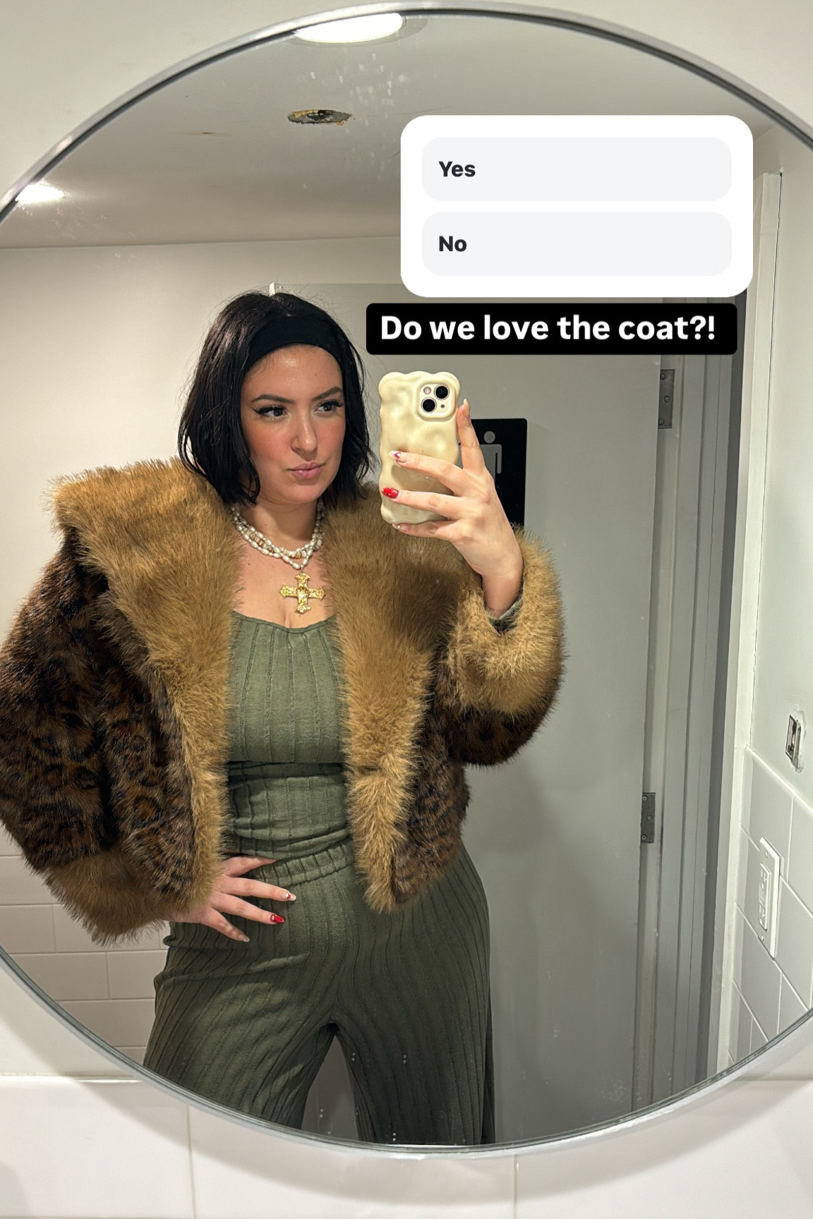 The warmest and most chic coat for holiday :) 

#LTKGiftGuide #LTKHoliday #LTKSeasonal