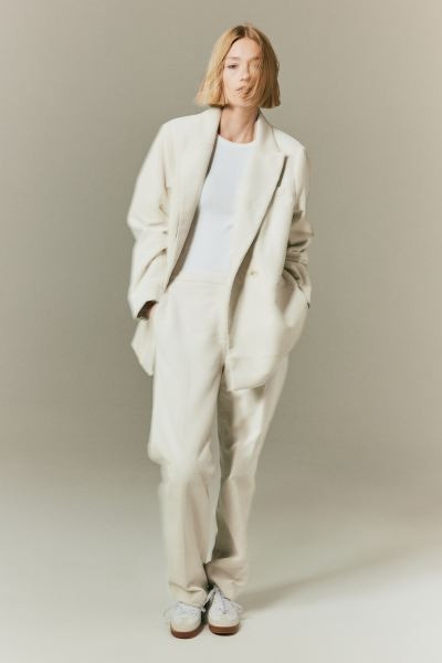 Oversized double-breasted blazer | H&M (UK, MY, IN, SG, PH, TW, HK)