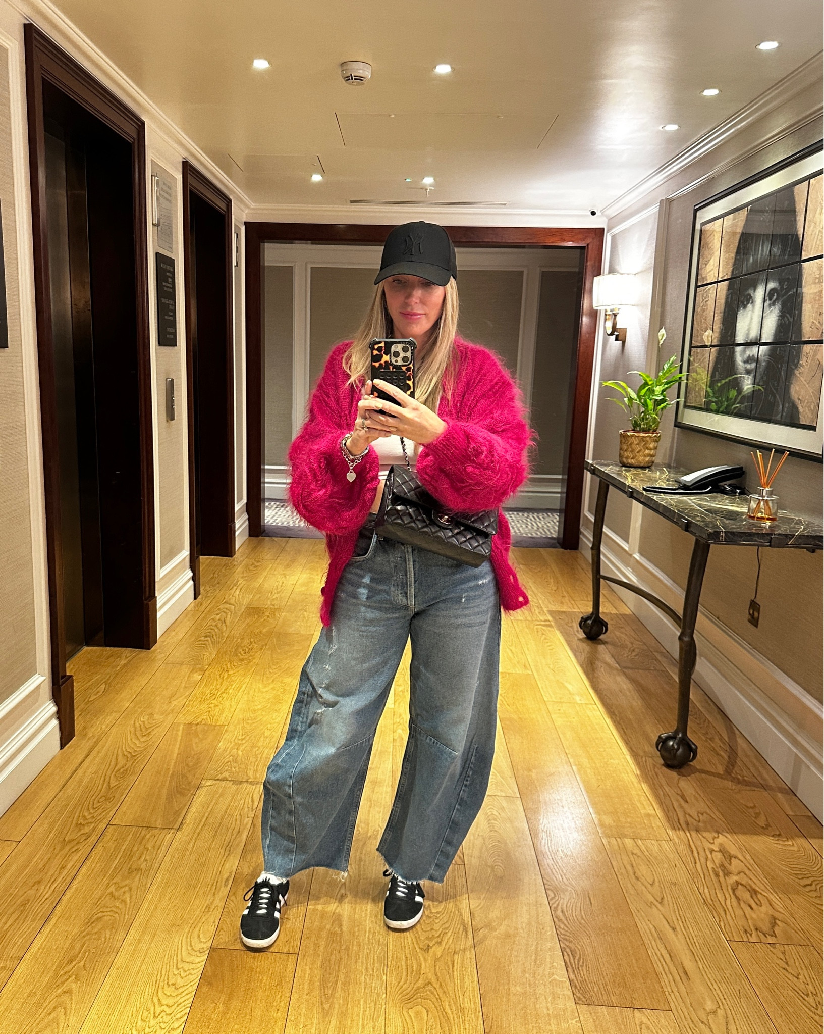 These jeans on repeat (and hat to combat humidity and mist). Xx 

#LTKautumn #LTKcanada #LTKtravel