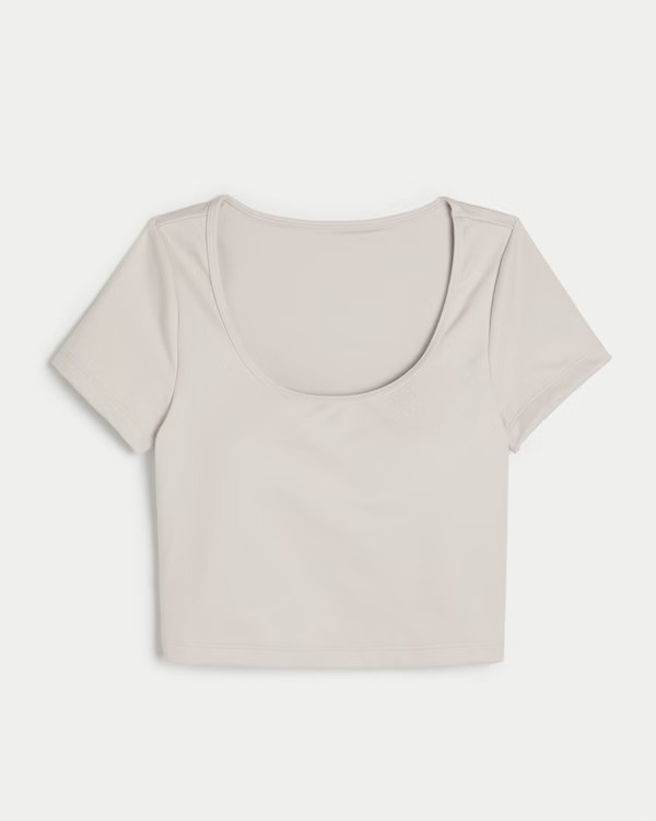 Gilly Hicks Active Recharge Wide-Neck T-Shirt | Hollister (US)
