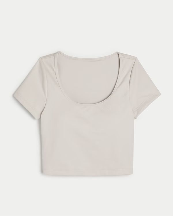 Gilly Hicks Active Recharge Wide-Neck T-Shirt | Hollister (US)