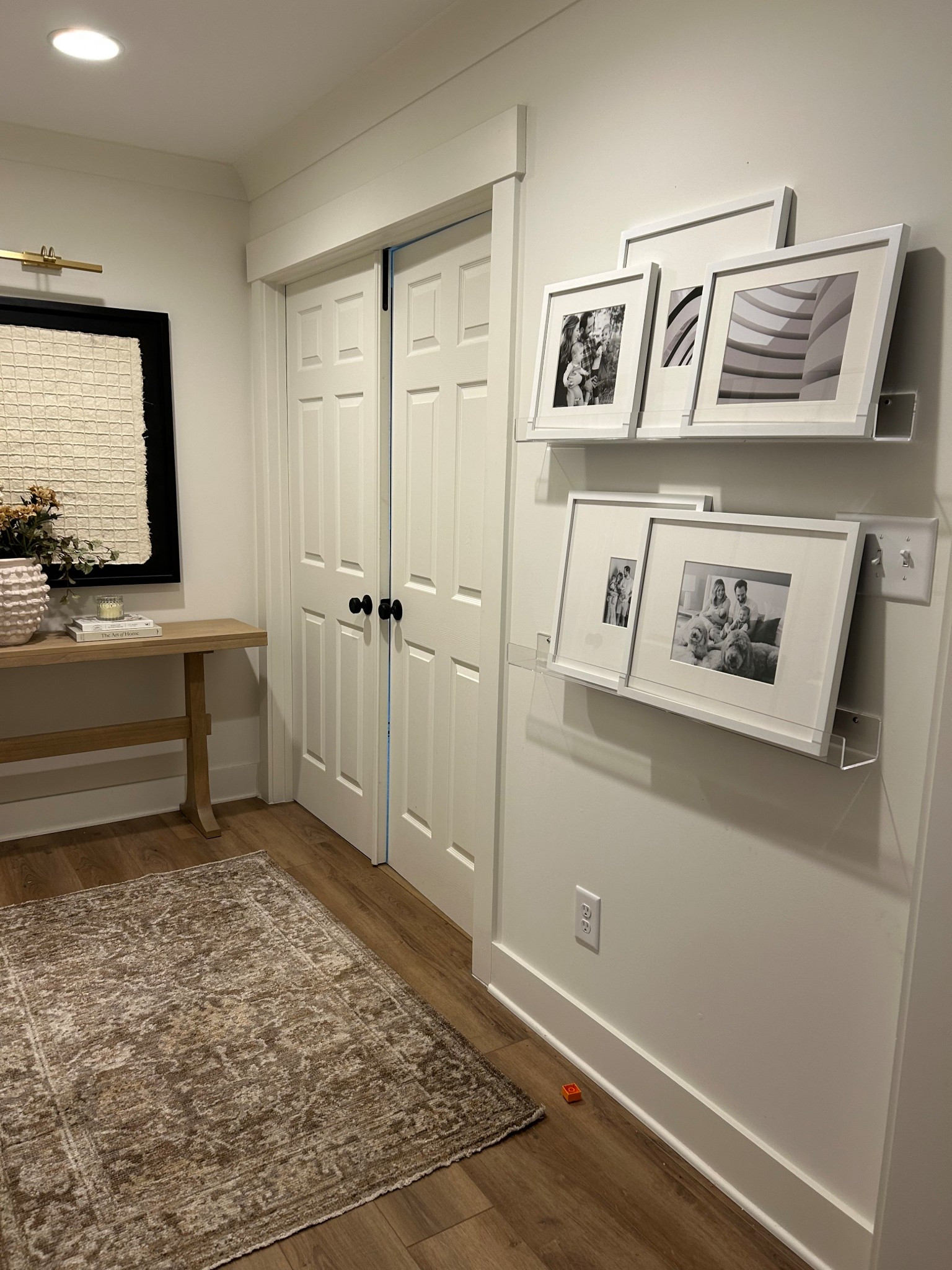 Gallery wall with acrylic shelvess

#LTKHome #LTKFindsUnder50 #LTKdayinmylife