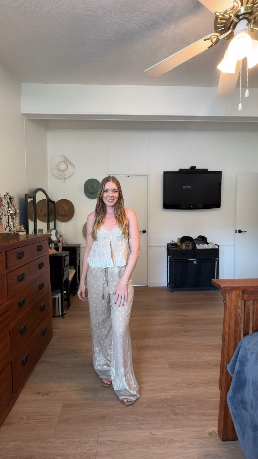The perfect flowy beach pants and tops! @Marshalls  🐚🥥🌊

I love these pants from Rewash Brand I ended up getting a few of them! 

#marshallshaul #marshalls #summerpants #beachstyle #summer

#LTKootd #LTKgrwm #LTKTravel