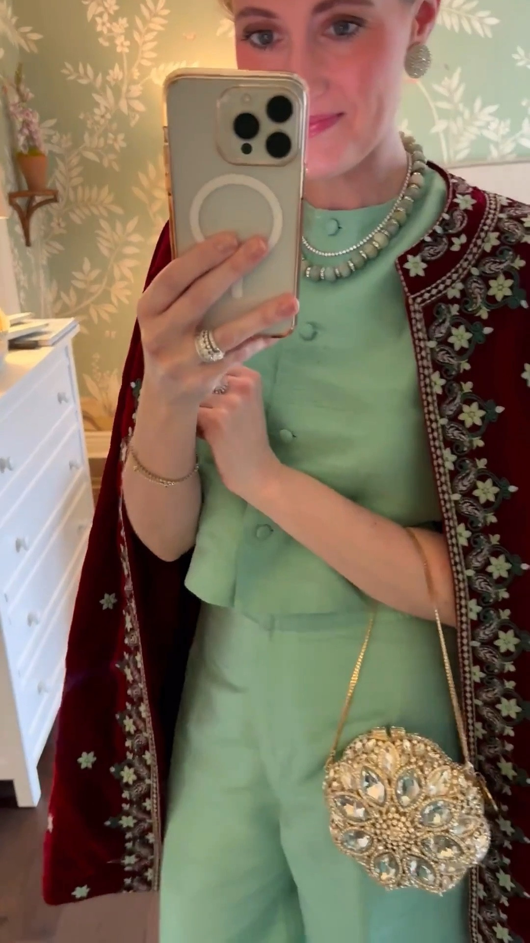 Beautiful party outfit and the perfect snowflake bag!

#LTKHoliday #LTKootd