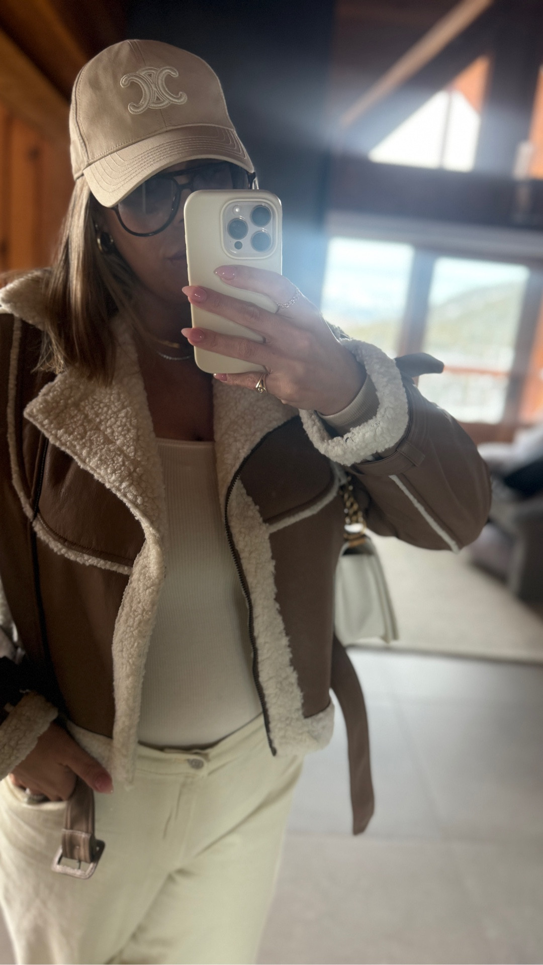 Help me decide which jacket😩

I think I like the Sherpa one better but the coats so cute too 

🔗comment link and I’ll DM you the details

#LTKgrwm #LTKootd #LTKMidsize