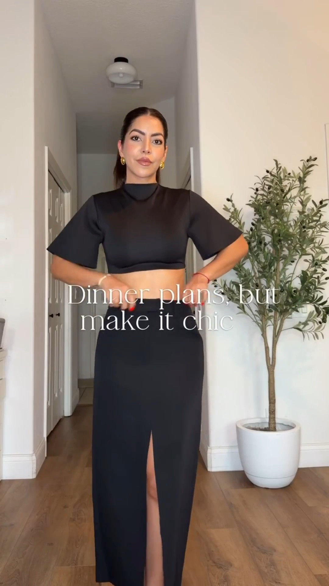 Grwm for dinner 🖤

Loving this all black outfit. Wearing a black cropped tee with a high slit maxi skirt from. Linking my gold earrings and calf print heels below!


Grwm outfit, chic dinner outfit, black skirt, fall outfits, date night look

#LTKgrwm #LTKootd #LTKSeasonal