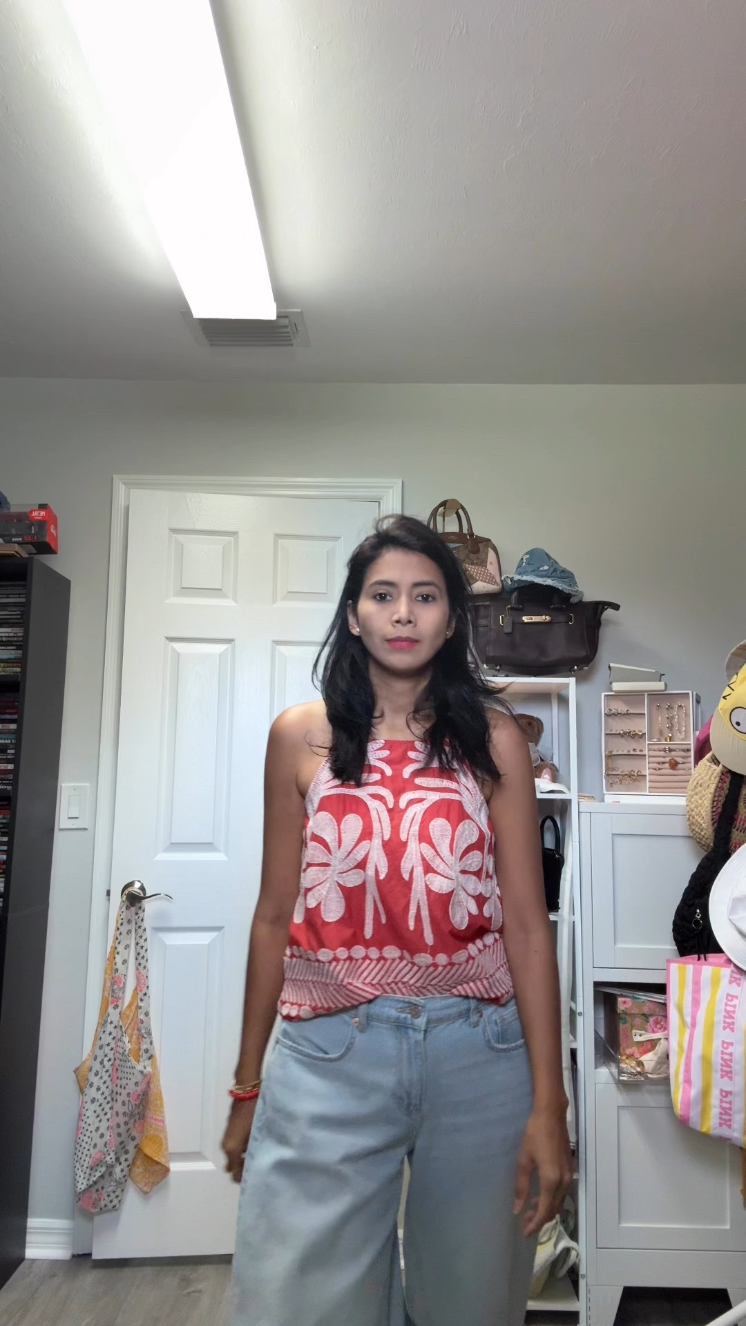 Same pants 2 outfits  