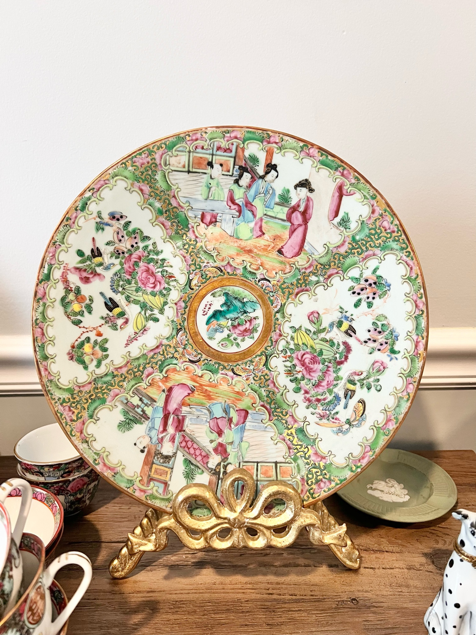 Bow easel on sale! Home decor must haves

#LTKhome