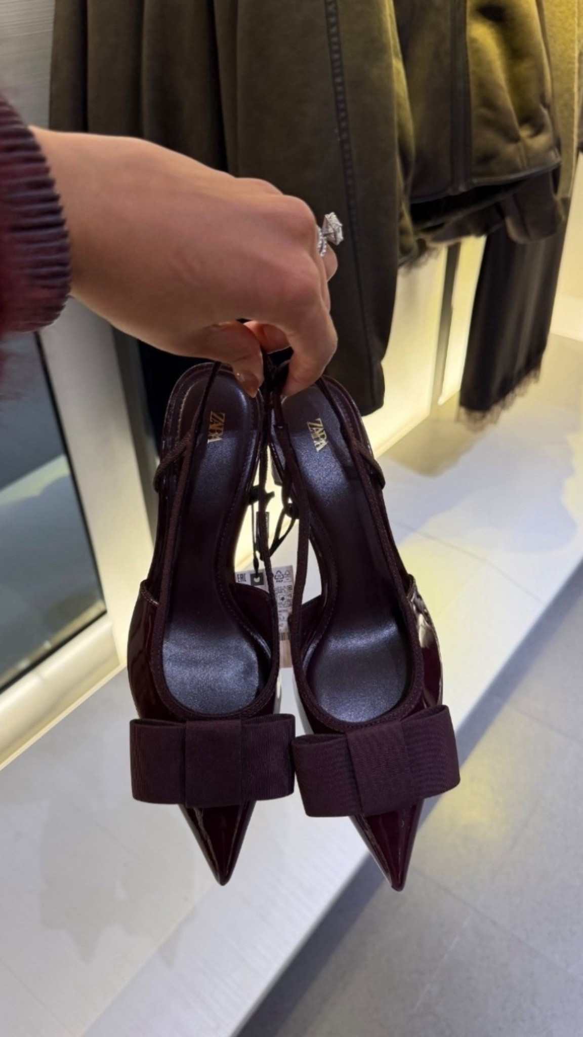 Obsessed with these Zara bow heels — they instantly elevate any outfit 🤎 

#ltkshoes #ltkstyle 