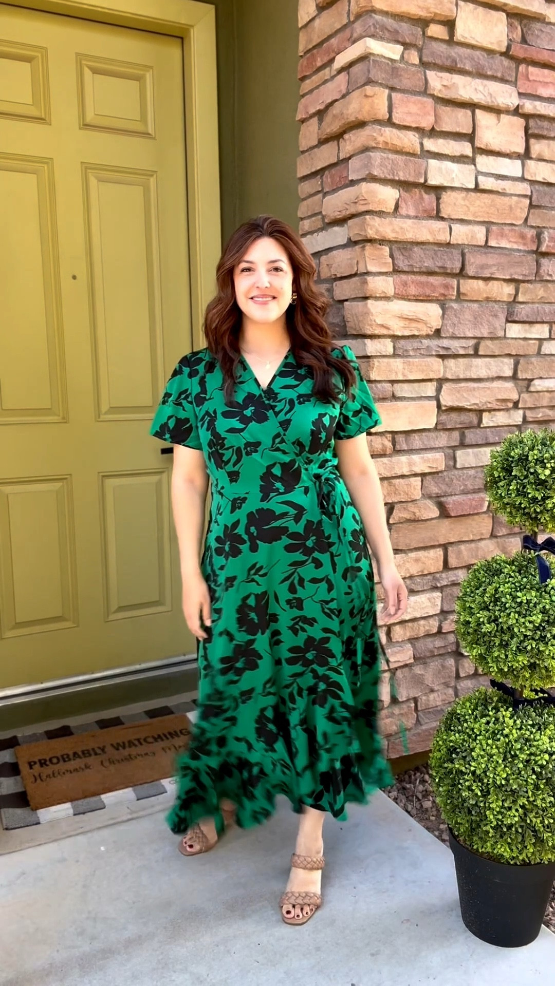 Civil Wedding guest dress! Perfect dress for any semi formal ocasión, I love how glowy and pretty it is! 

#LTKWedding #LTKootd #LTKMidsize