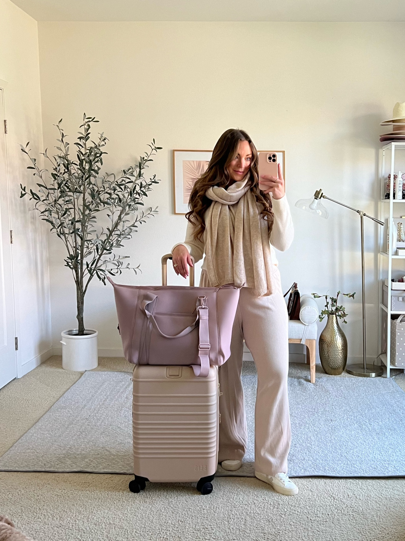 Comfy travel outfit 💕


#LTKGiftGuide #LTKmidsize #LTKtravel