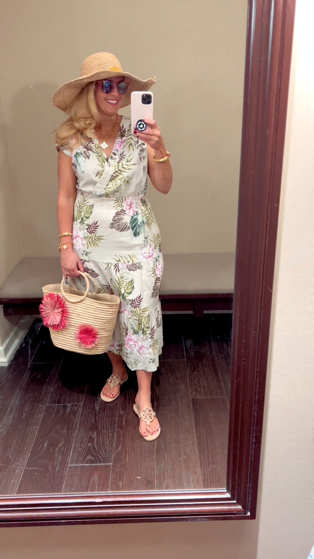 Love this floral print dress from Tommy Bahama!

Great resort dress or poolside dress.

Wearing a medium. Fits true to size.



#LTKNYFW #LTKTravel #LTKSeasonal