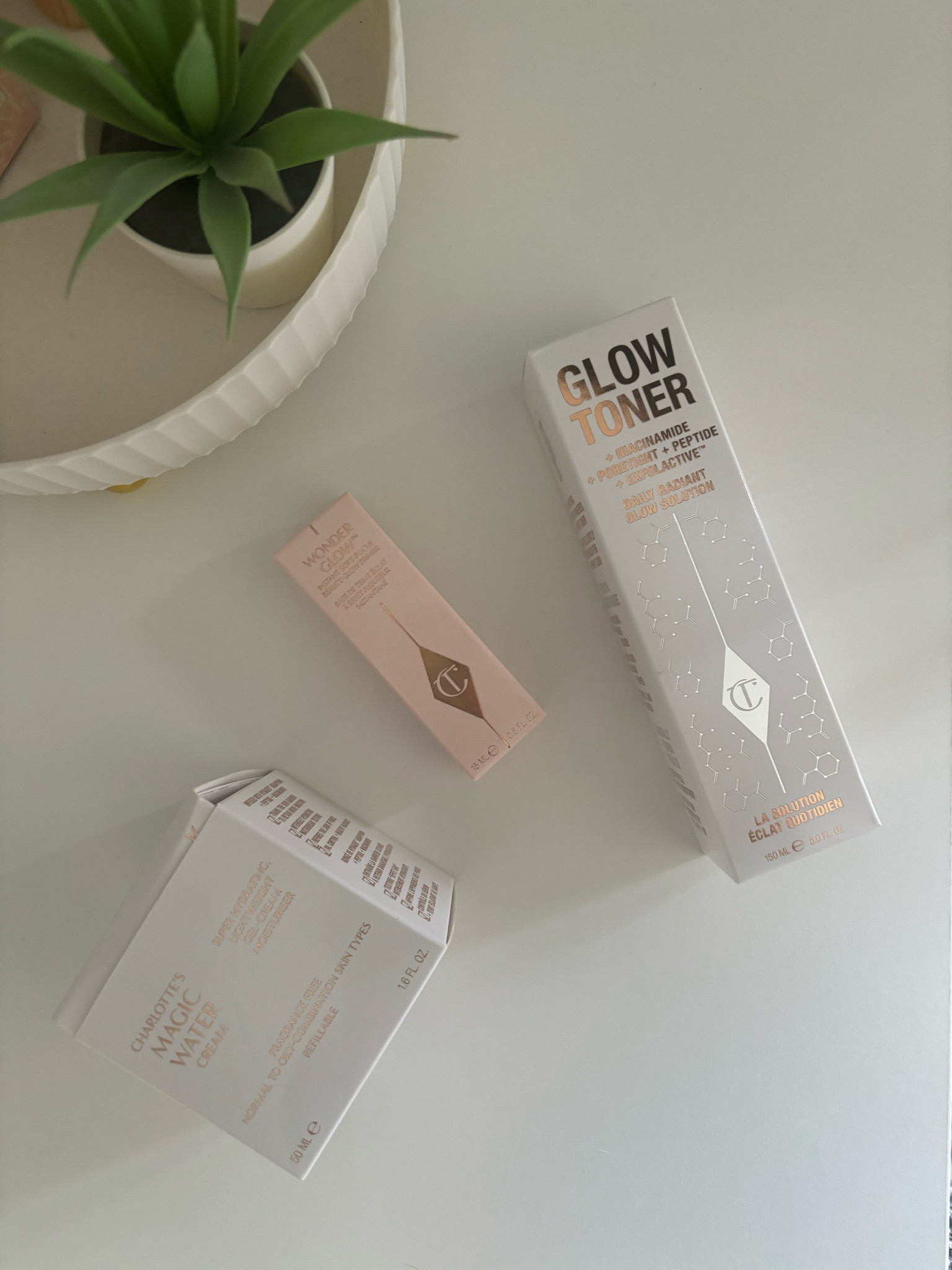 CHARLOTTE TILBURY SUMMER SALE MUST HAVES🤍👏🏼✨☁️🧖🏼‍♀️

my top three products for everyday glowy skin✨

- makeup, skincare, makeup products, Charlotte tilbury, toner, moisturiser, primer, prep 

#LTKuk #LTKstyletip #LTKsummer