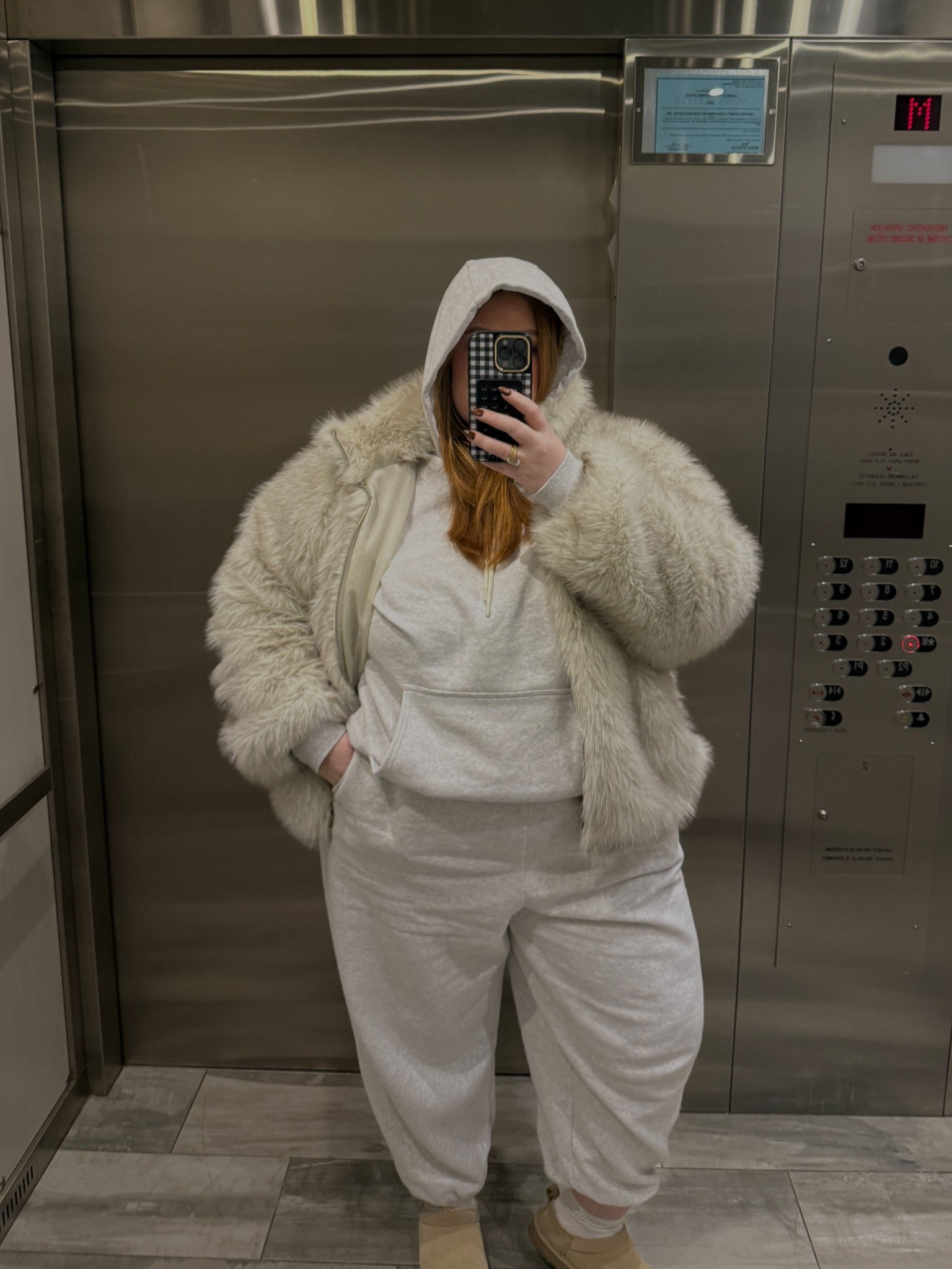 Plus size ootd while being home for the holidays! Not technically a plus size sweatsuit but wearing the XXL! Generous fit 

#LTKmidsize #LTKplussize #LTKwinter