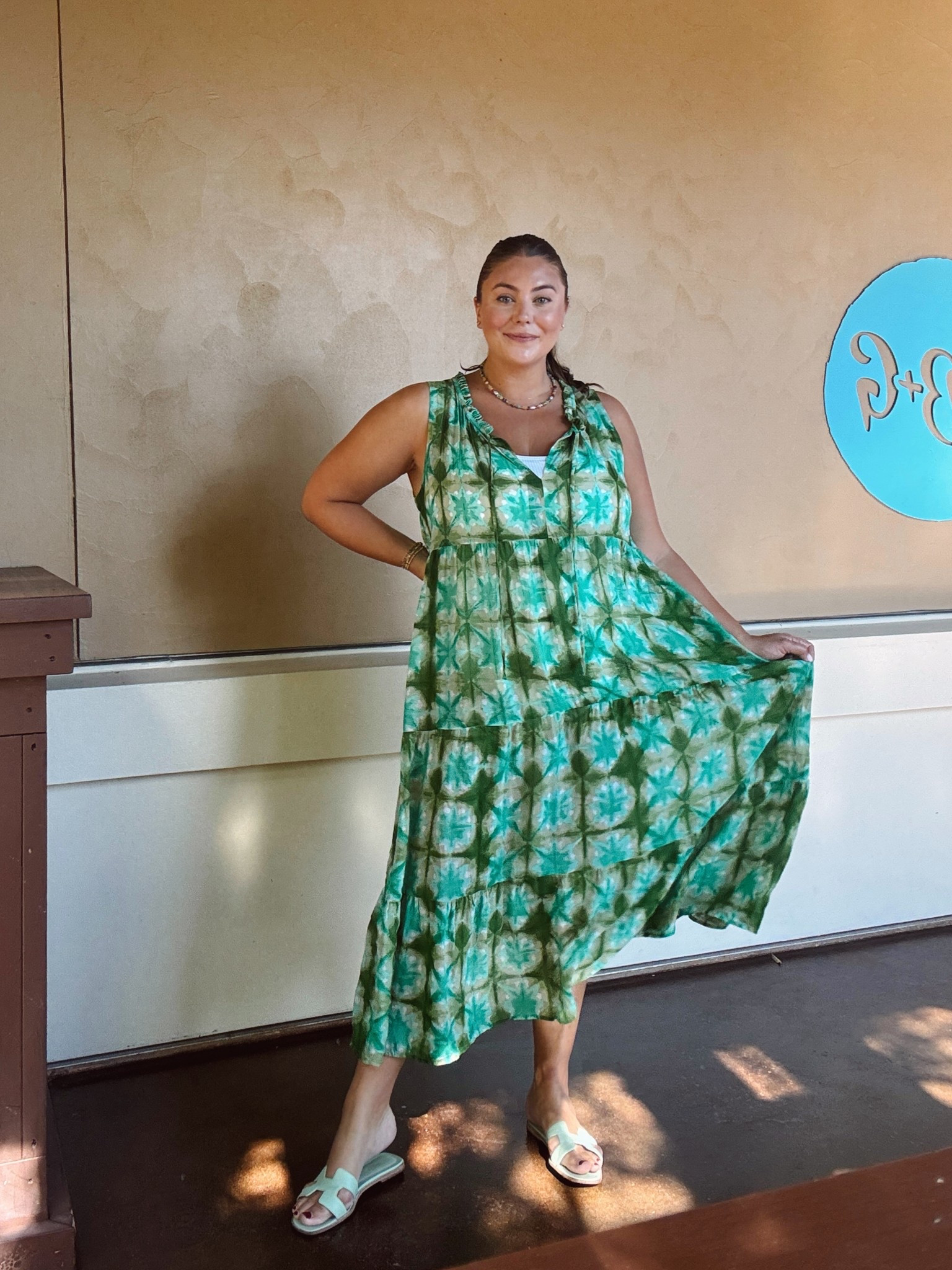 Wearing size XXL in dress (sold out - sharing similar styles), 2X long torso in swimsuit. Use CARALYNM at Cakes Body. 

#LTKPlusSize #LTKSwim #LTKStyleTip