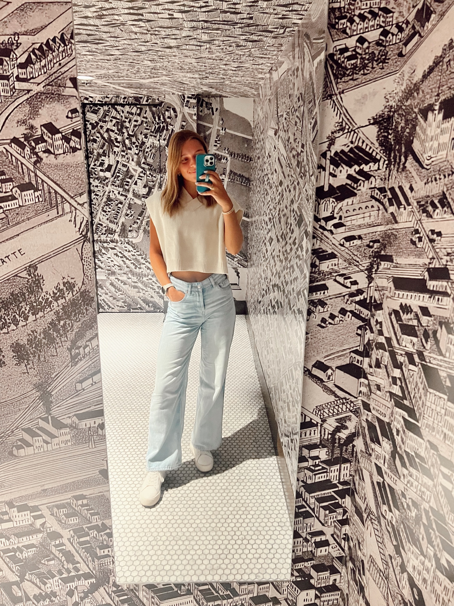 Love this fall fit!!  

Got these jeans at the Charleston H&M #SCOREEEE 
Top is a MUST! 

#LTKstyletip #LTKHoliday #LTKSeasonal