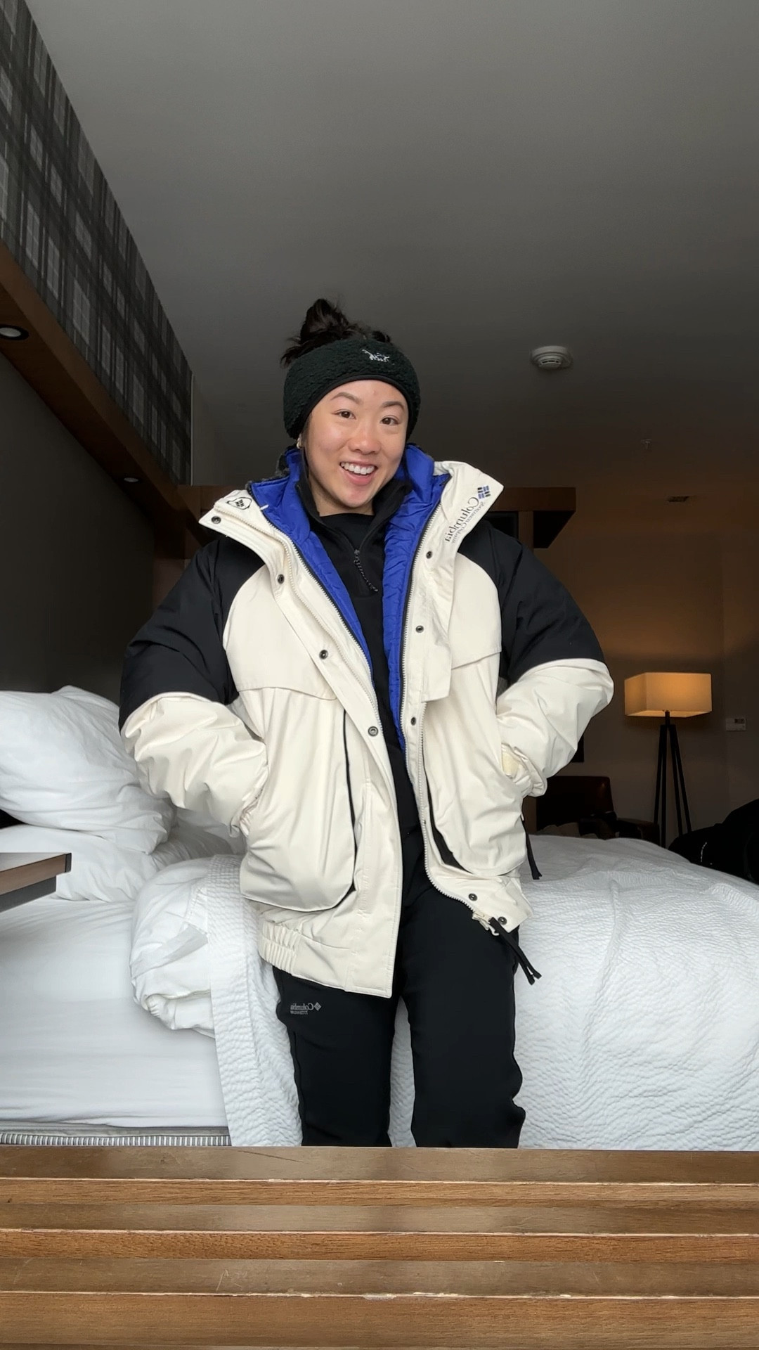 one jacket three ways ⛷️🏔️ this jacket is a game changer if you’re low on space packing but want a jacket for every occasion! Reversible and built to shed layers (promise it’ll keep you warm in -10° temps too ❄️) 

#LTKActive #LTKSeasonal #LTKTravel