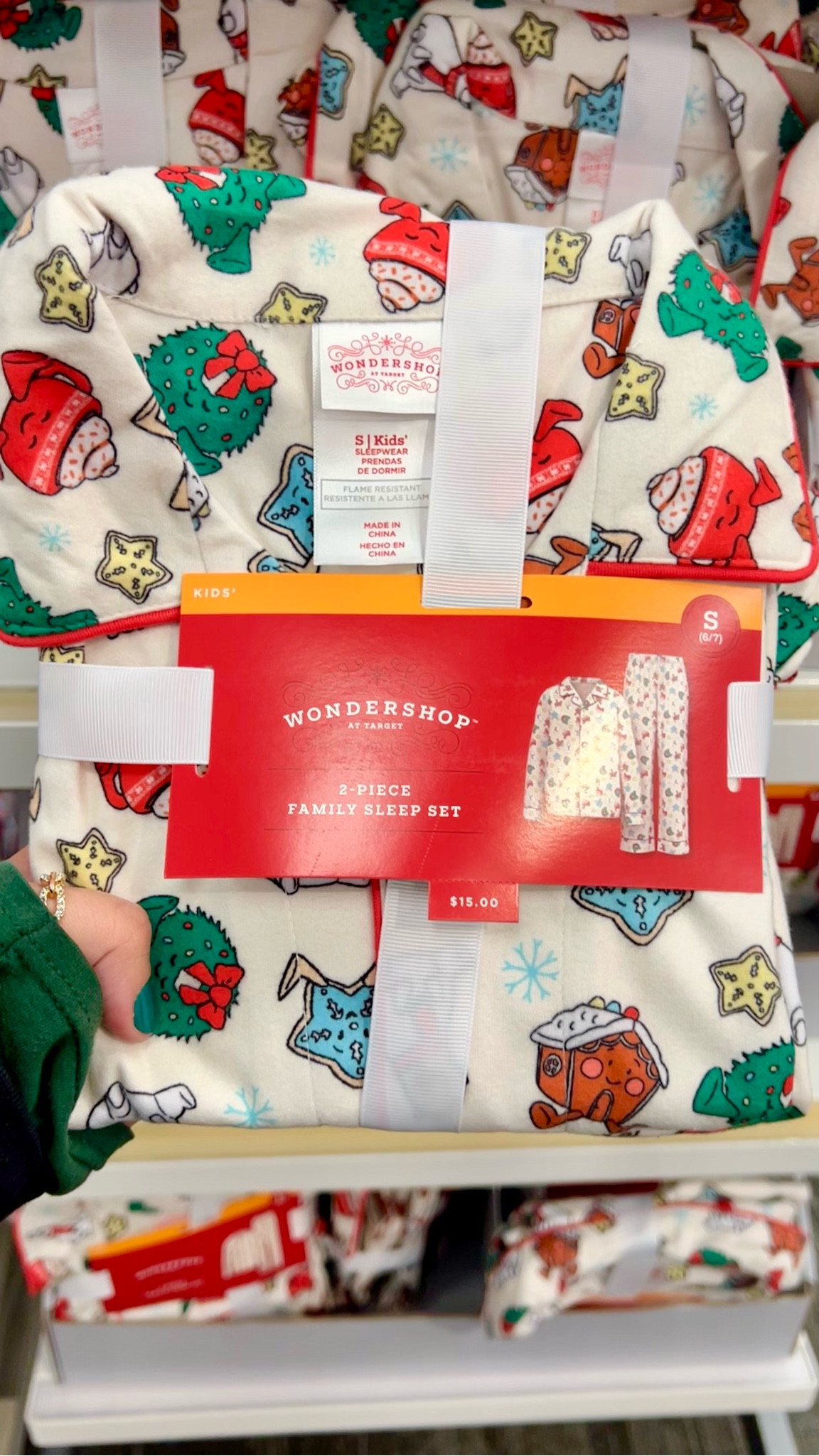 40% family matching holiday matching pjs (today only) 

#LTKHoliday #LTKFamily #LTKSaleAlert