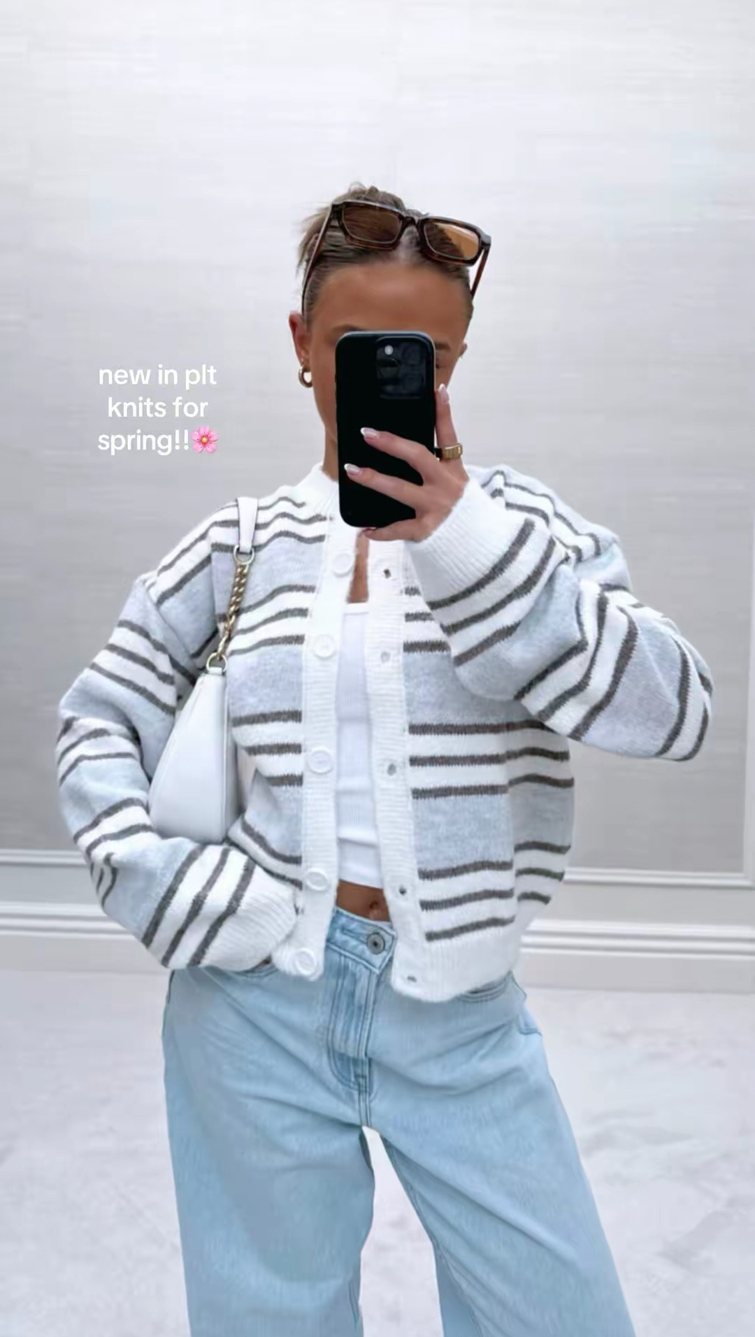 new in plt try on haul 🦋✨

Pinterest style outfit inspo ideas summer spring TikTok casual easy basic neutral ootd wishlist faves petite pretty little thing knitwear knit cardi cardigan stripe striped white blue grey button 


#LTKspring #LTKsummer #LTKuk