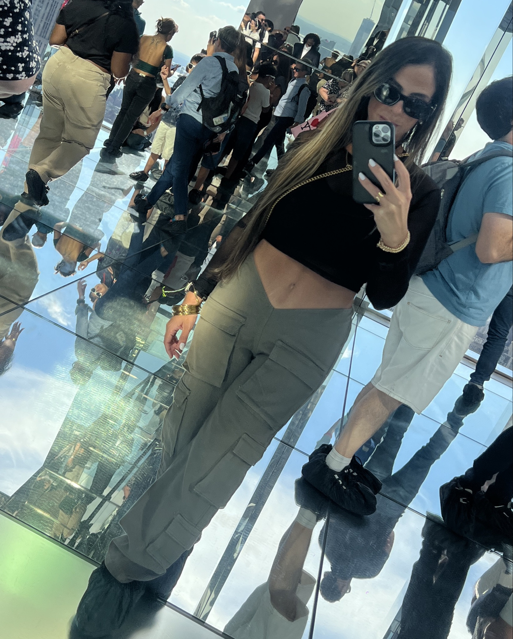 Deep V cargo pants & black mesh long sleeve 🫡

#LTKStyleTip #LTKU #LTKTravel