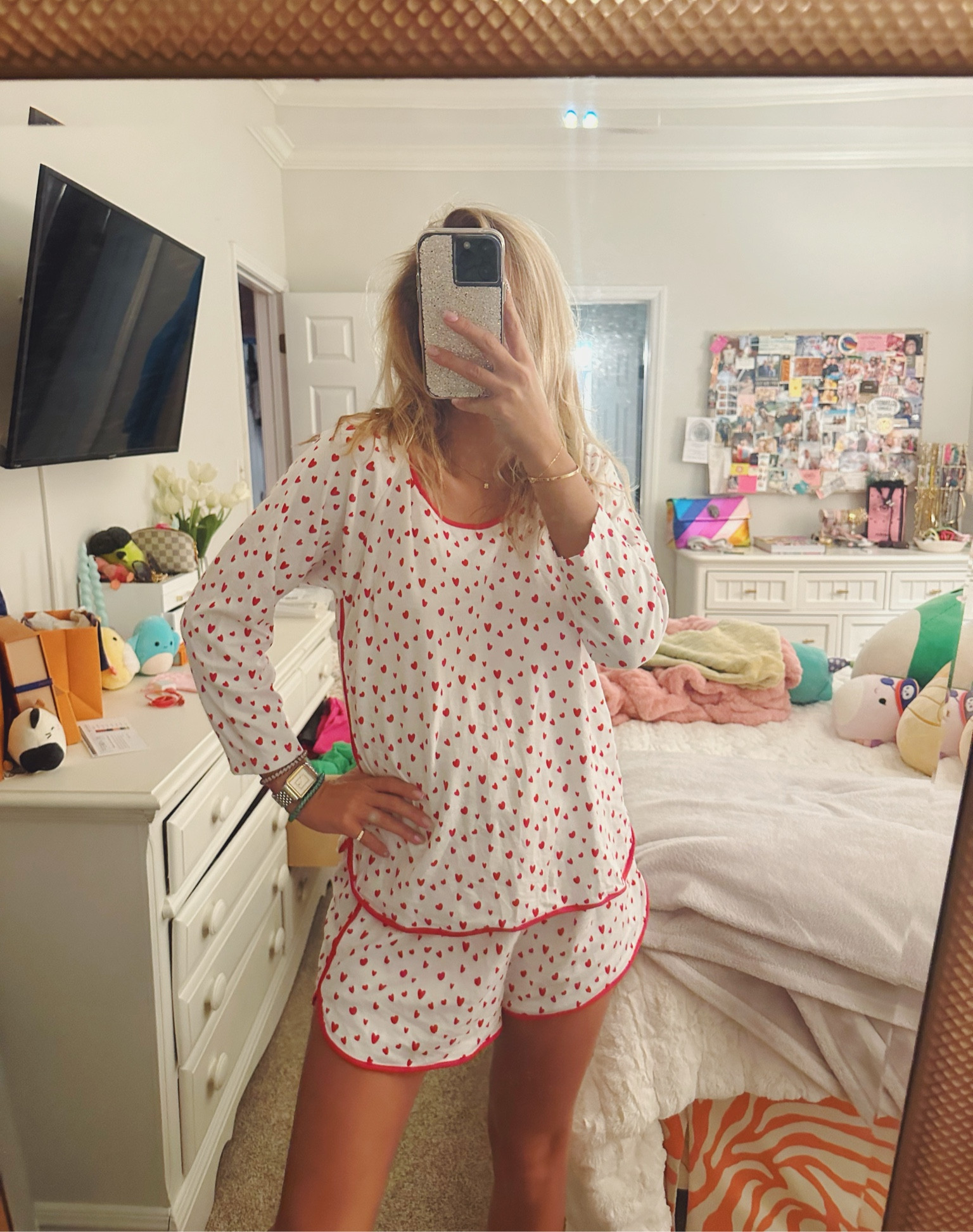 LAKE PAJAMAS

#LTKsalealert #LTKfindsunder100 #LTKGiftGuide