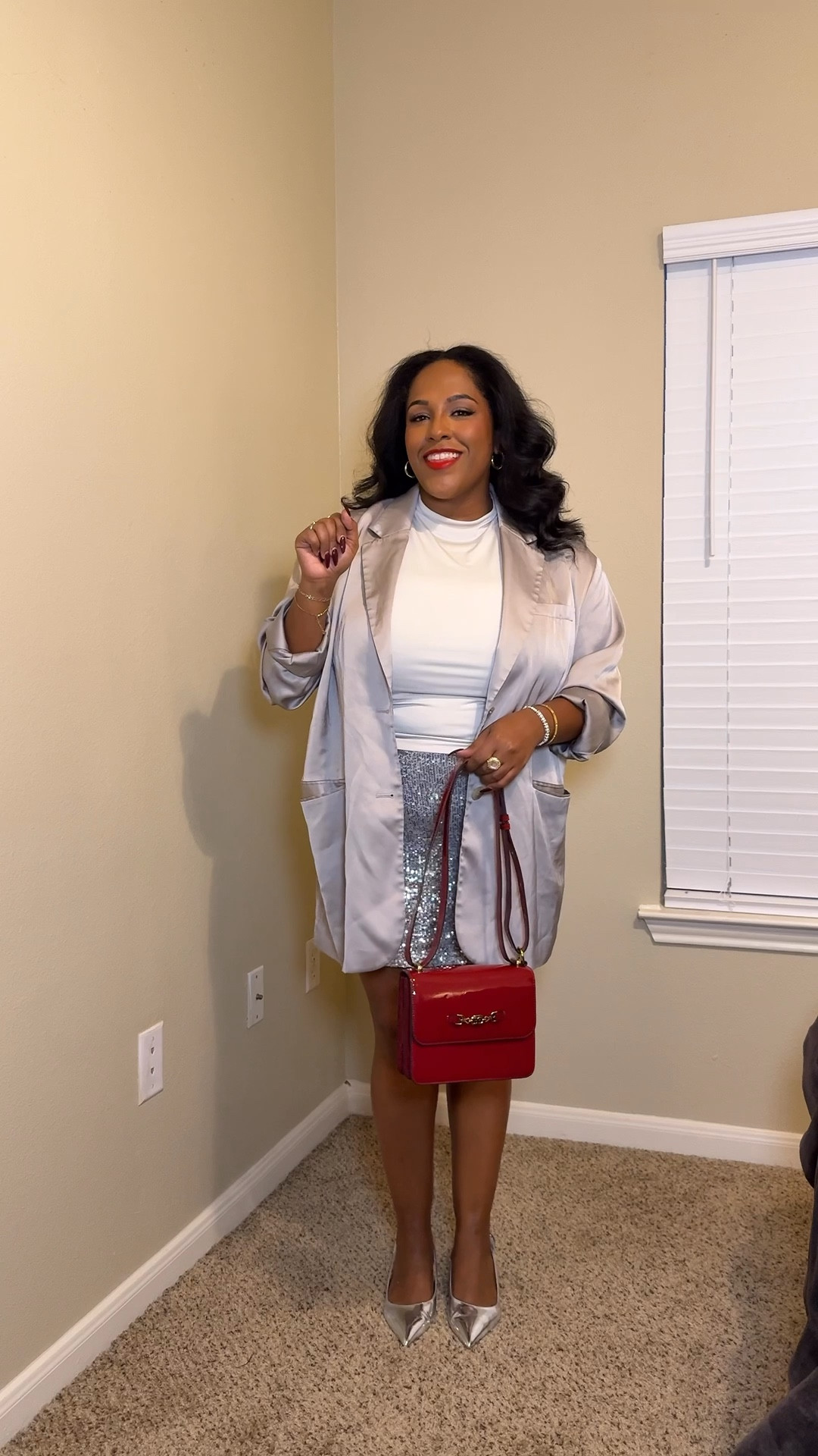 I love this silver monochromatic holiday outfit

#LTKHoliday #LTKSeasonal #LTKMidsize