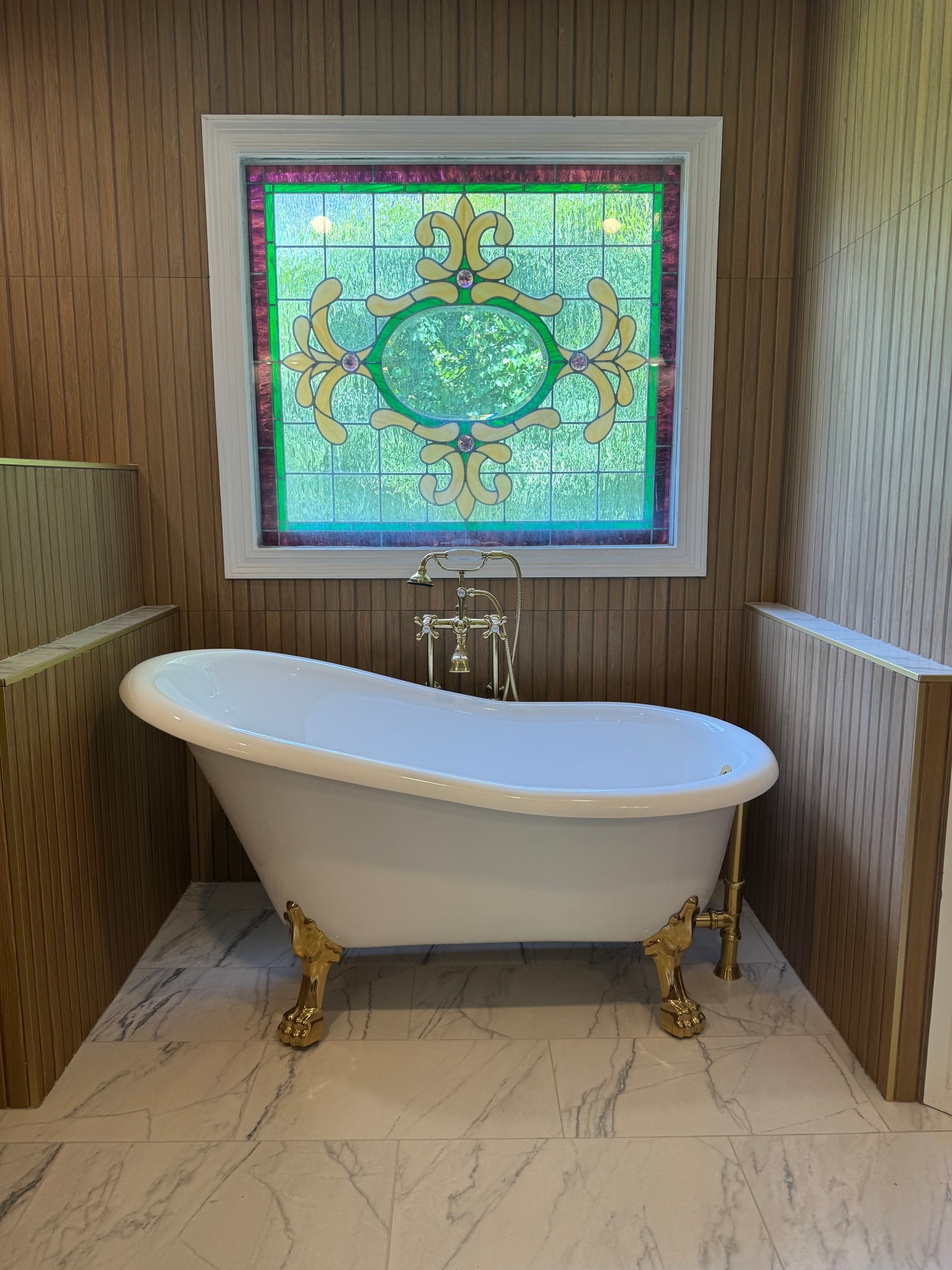 Still photo of the vintage tub and bath clawfoot tub! It’s acrylic so way more lightweight! 

#LTKHome #LTKStyleTip #LTKFamily